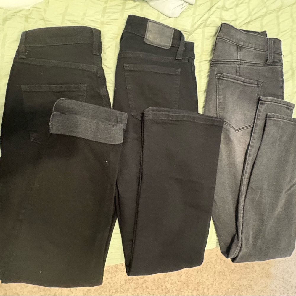Women's Black and Gray Slim Jeans - Classic Stretch